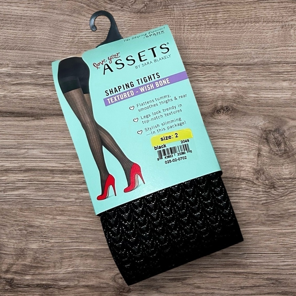 Spanx Assets Shaping Tights Red Black Textured Wishbone Size 2 / Size M New